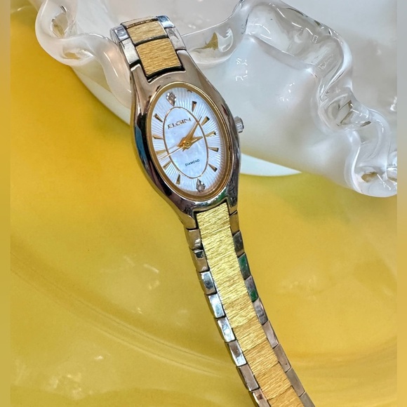 Vintage Elgin Diamond Quartz Two Tone Watch—Working - Picture 1 of 10